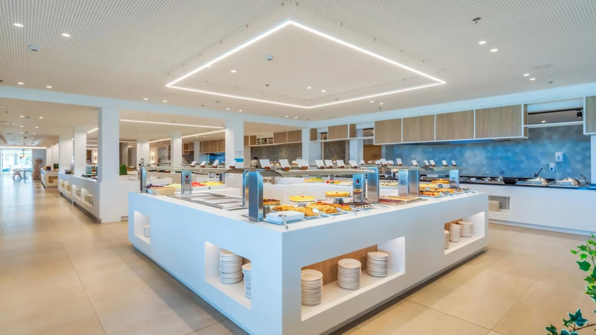 **** Appart hôtel Playa Esperanza Resort Affiliated By Melia Playa de Muro  Espagne