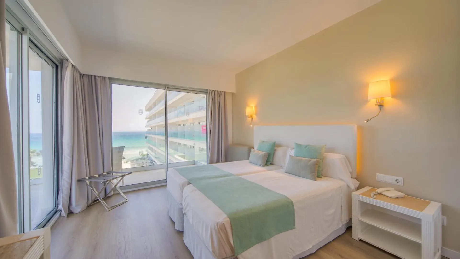 Hotel apartamentowy Playa Esperanza Resort Affiliated By Melia Playa de Muro