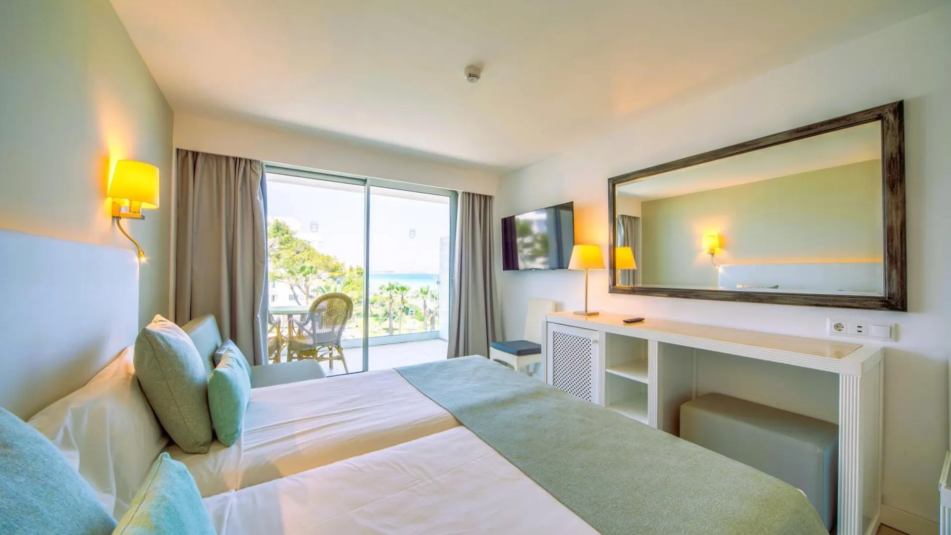 פלאיה דה מורו Playa Esperanza Resort Affiliated By Melia 4*, פלאיה דה מורו ספרד